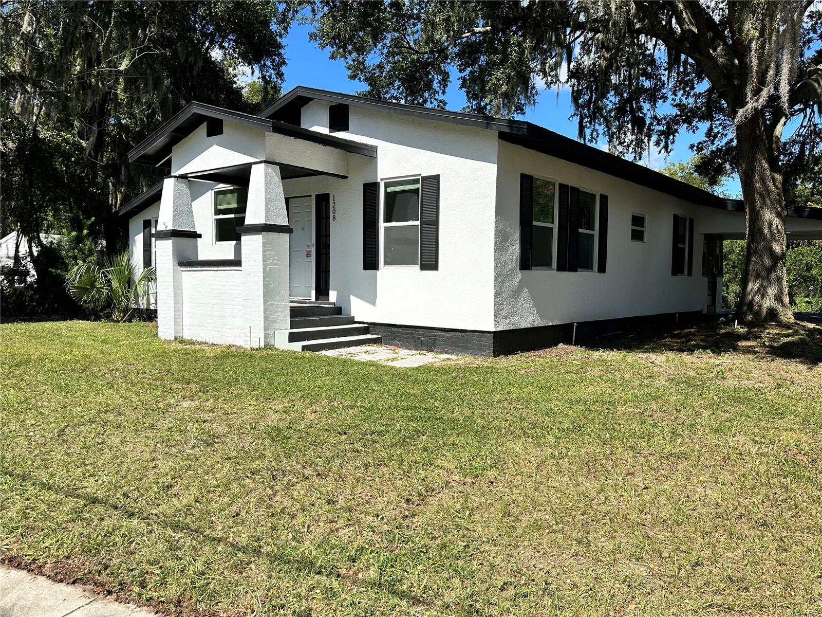 Front and Side - 1208 BONAIRE DR, LEESBURG