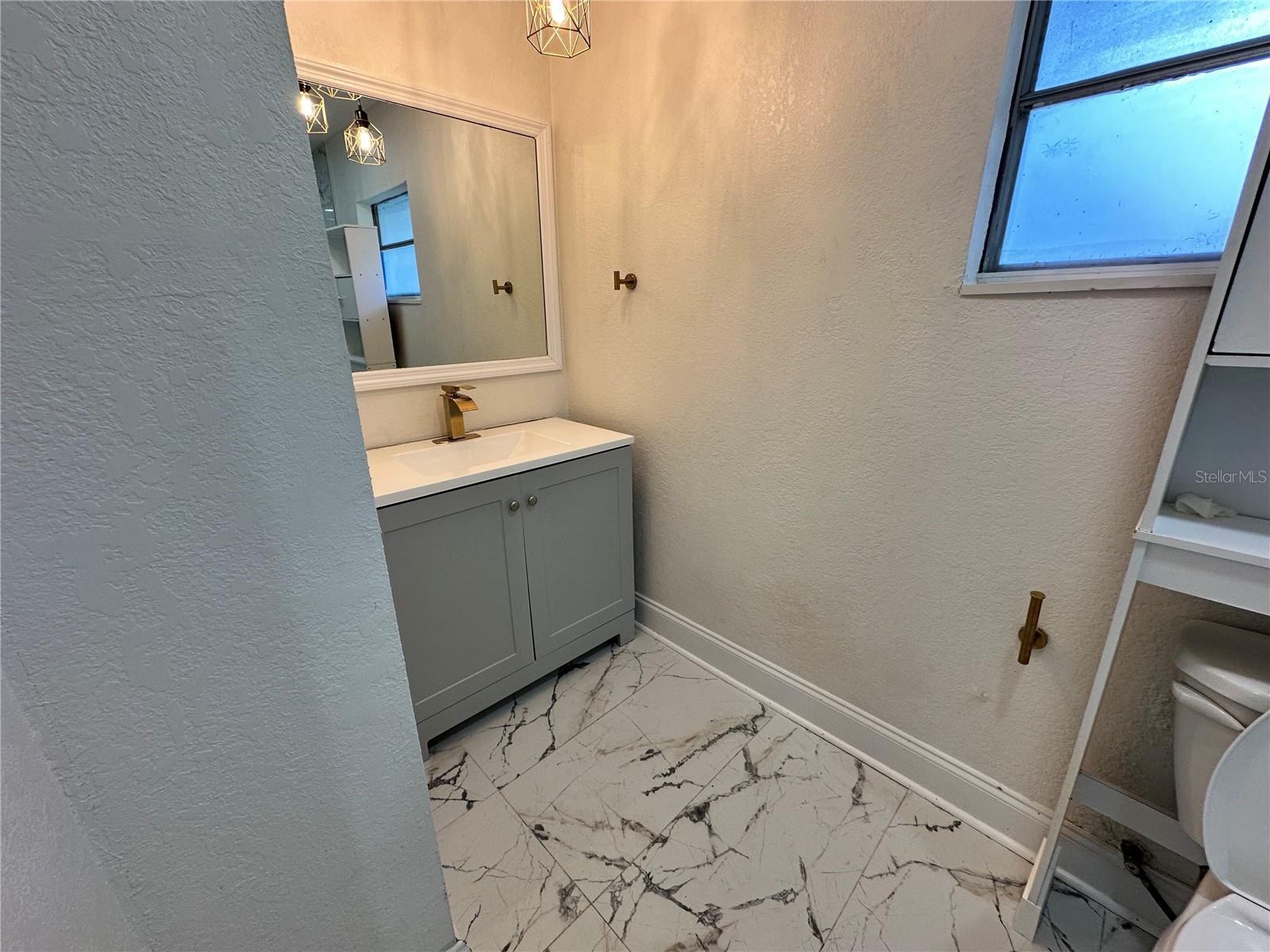 Primary Bath - 1208 BONAIRE DR, LEESBURG