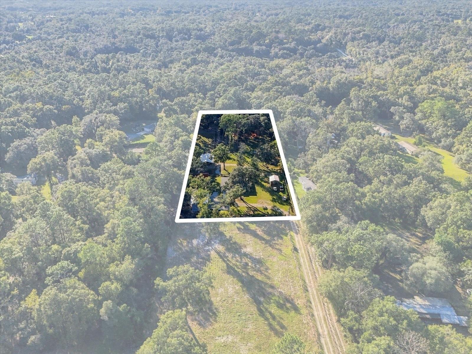 Driveway Accss from 117th CT - 560 NW 117TH CT, OCALA