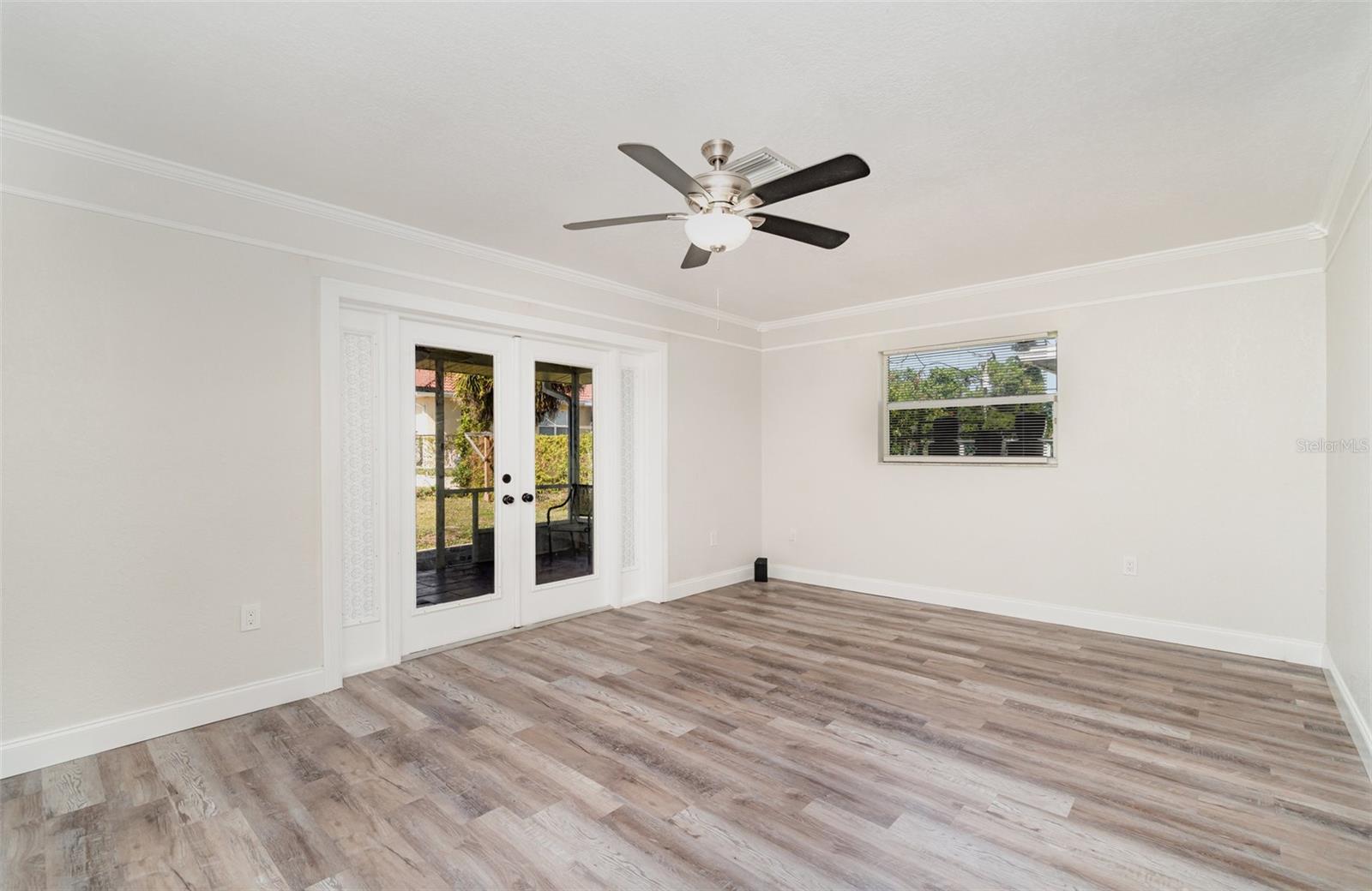 Single Family Residence at 116 SAN RAFAEL AVE, NORTH PORT, photo 6 of 29