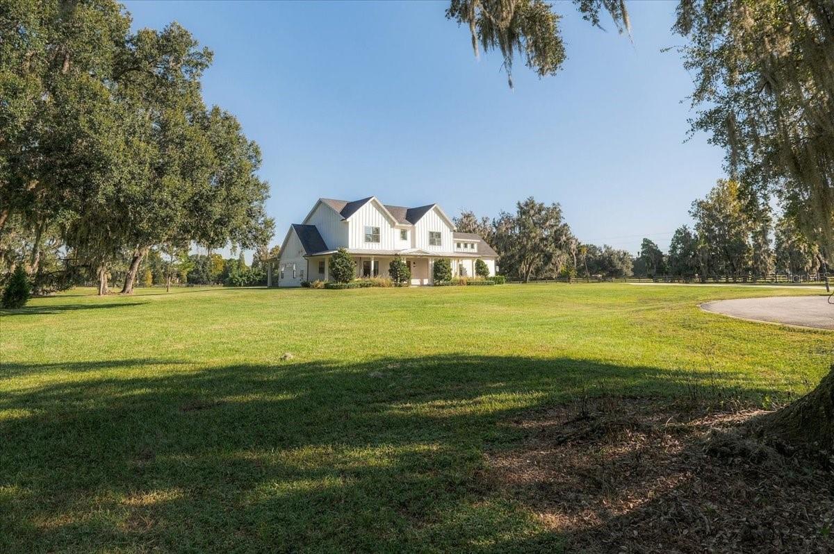 Corner View - 888 TWIN OAKS LN, WINTER HAVEN