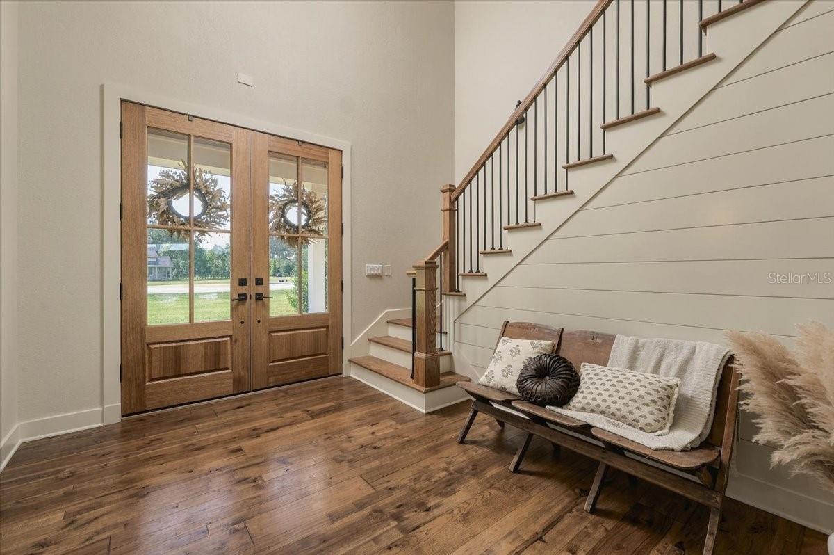Front Foyer - 888 TWIN OAKS LN, WINTER HAVEN