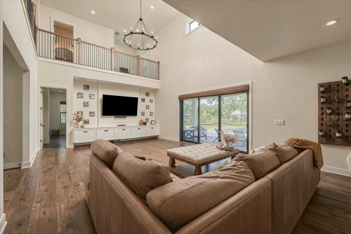 Livingroom - 888 TWIN OAKS LN, WINTER HAVEN