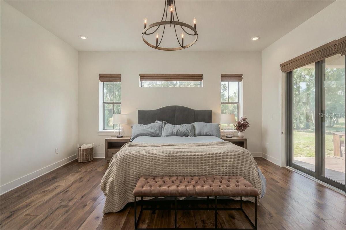 Primary Suite - 888 TWIN OAKS LN, WINTER HAVEN