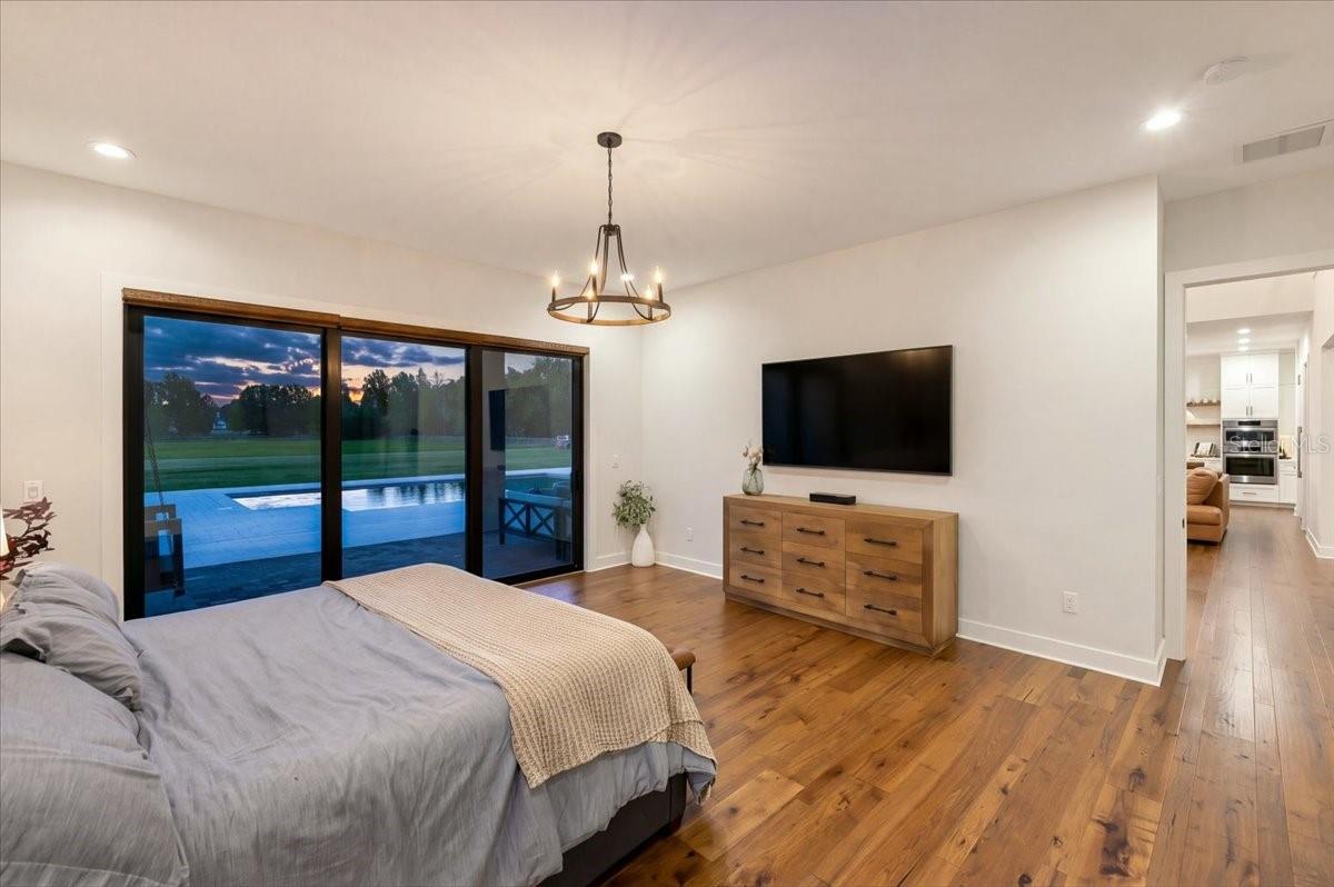 Twilight Primary Bedroom - 888 TWIN OAKS LN, WINTER HAVEN