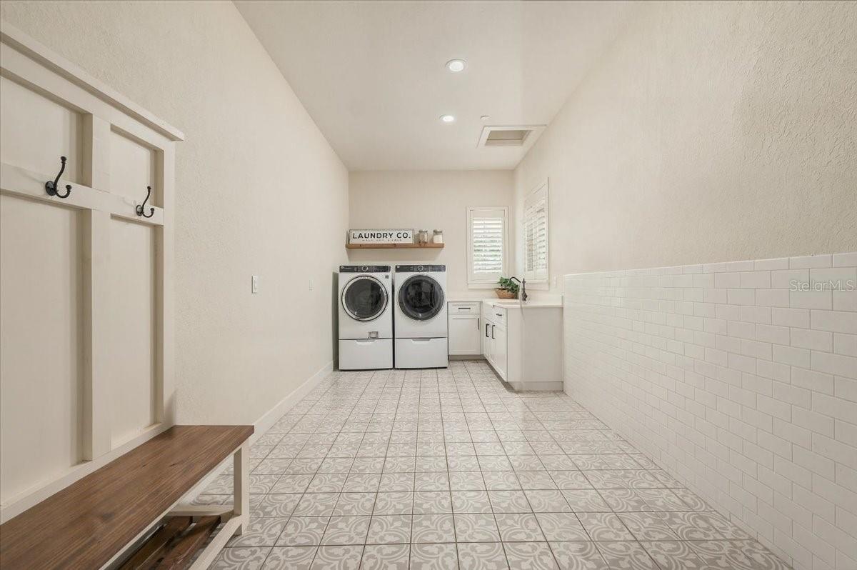 Laundry Room - 888 TWIN OAKS LN, WINTER HAVEN