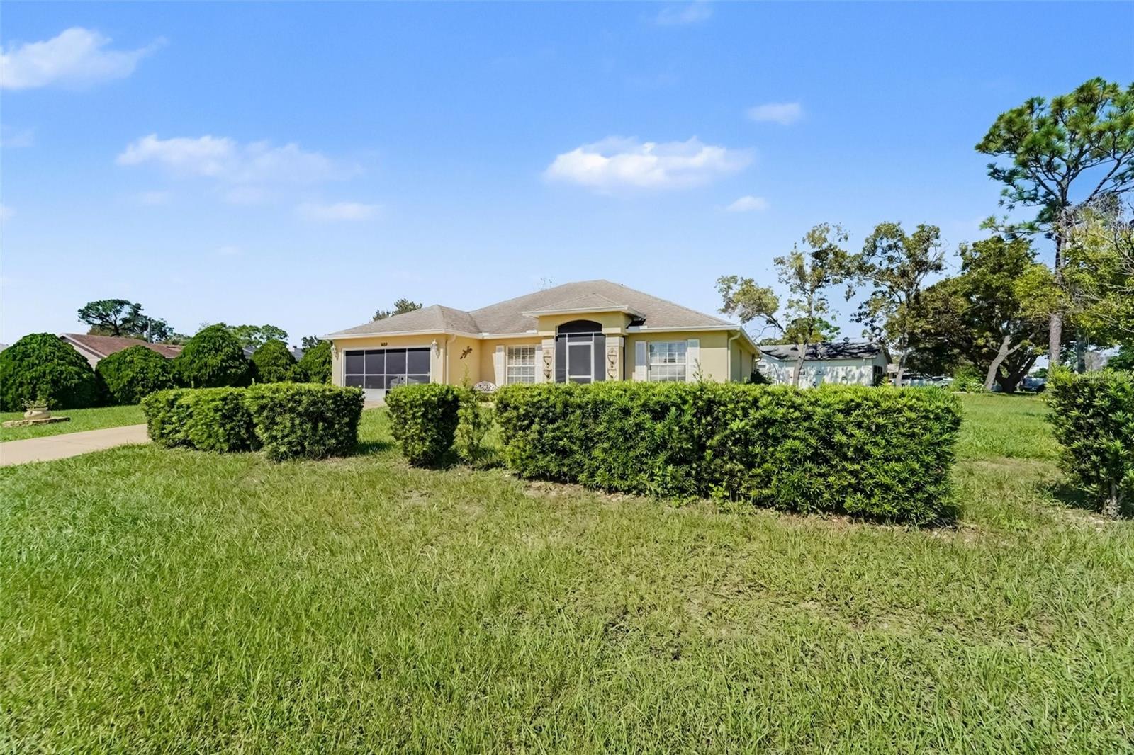 Single Family Residence at 11189 MADERIA ST, SPRING HILL, photo 4 of 30