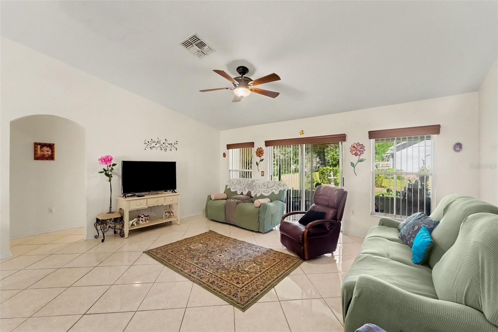 Single Family Residence at 11189 MADERIA ST, SPRING HILL, photo 6 of 30