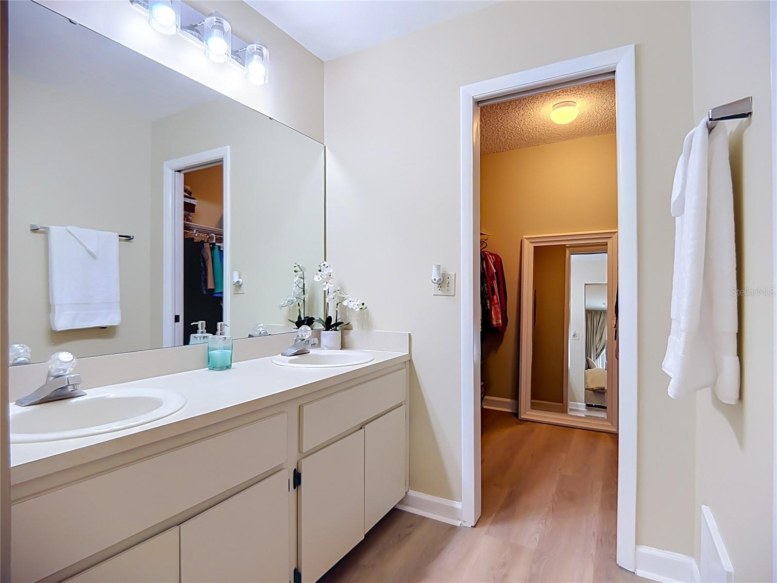 Condominium at 3936 OAK LOOP #7, MULBERRY, photo 23 of 38
