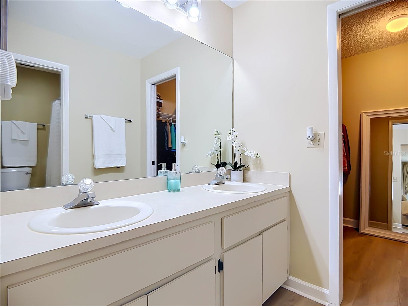 Condominium at 3936 OAK LOOP #7, MULBERRY, photo 24 of 38