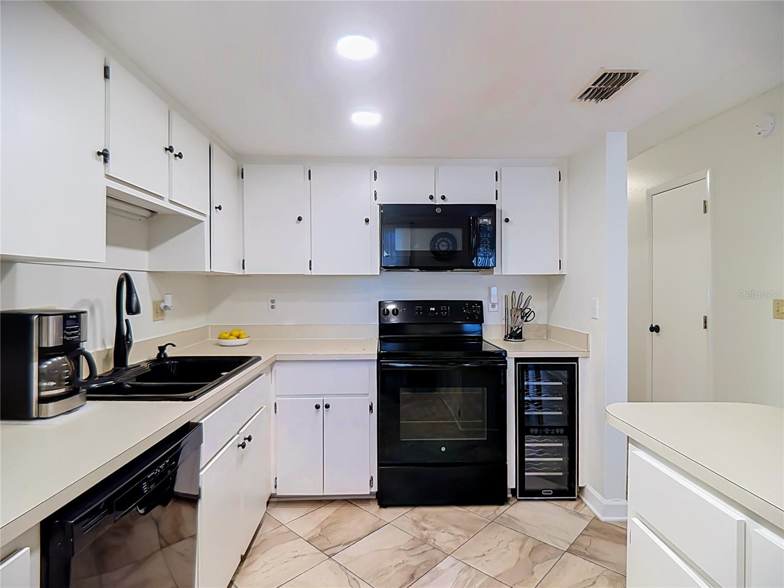 Condominium at 3936 OAK LOOP #7, MULBERRY, photo 35 of 38