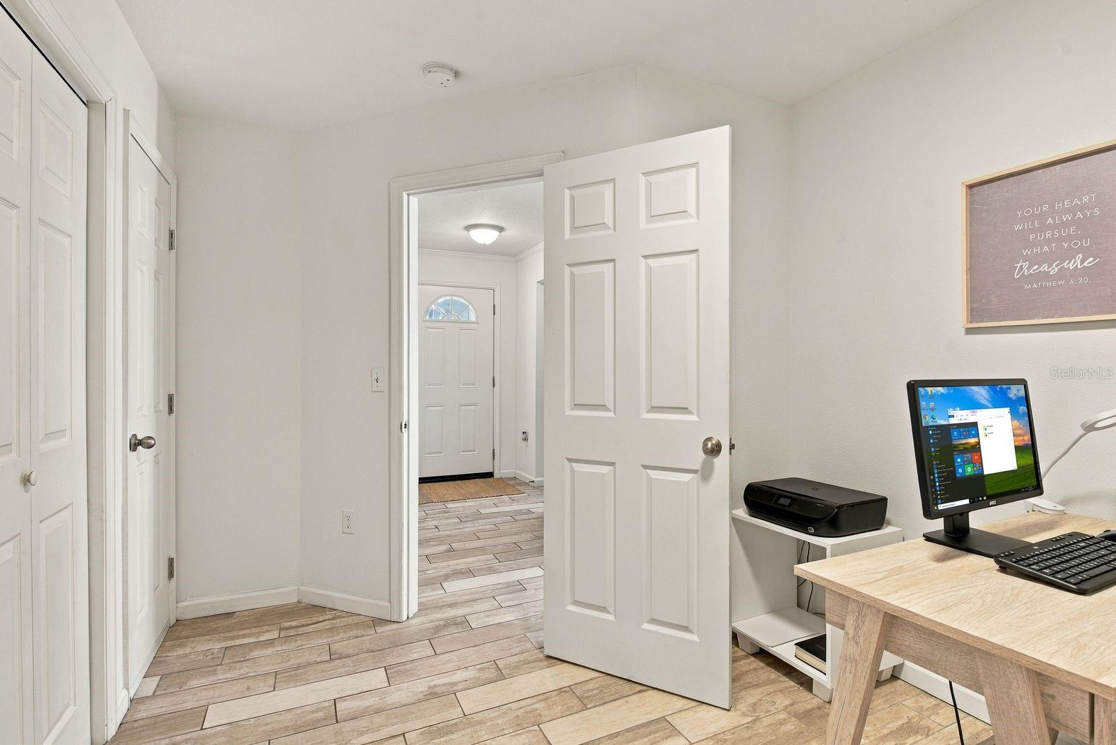 Condominium at 515 MISTLETOE CT #B, SAFETY HARBOR, photo 19 of 32