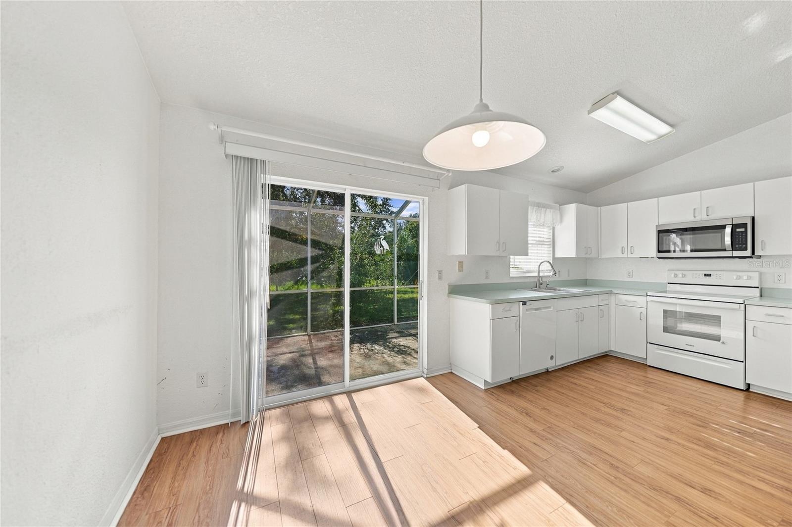 Dining Area - 4840 CAMELOT ST, NORTH PORT