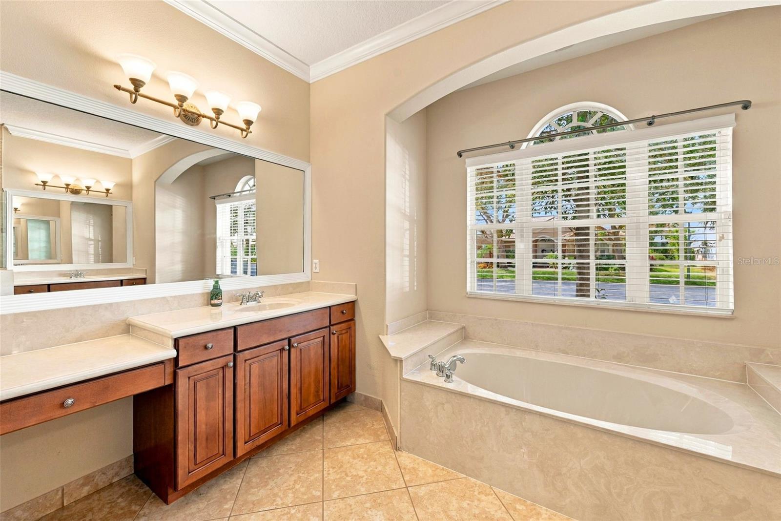 Primary En-suite Bathroom - 2139 TILLMAN AVE, WINTER GARDEN