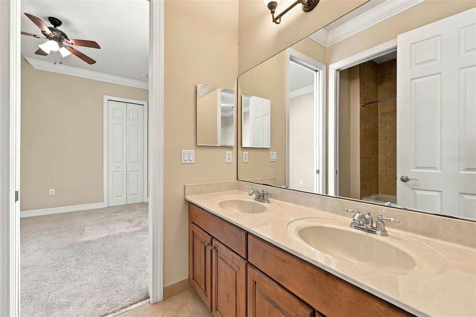 Jack & Jill Bathroom - 2139 TILLMAN AVE, WINTER GARDEN