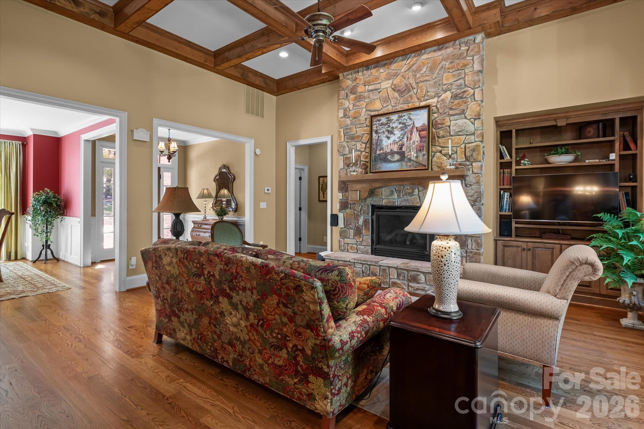 Single Family Residence at 1610 Rocky Cove Lane, Denton, photo 10 of 48