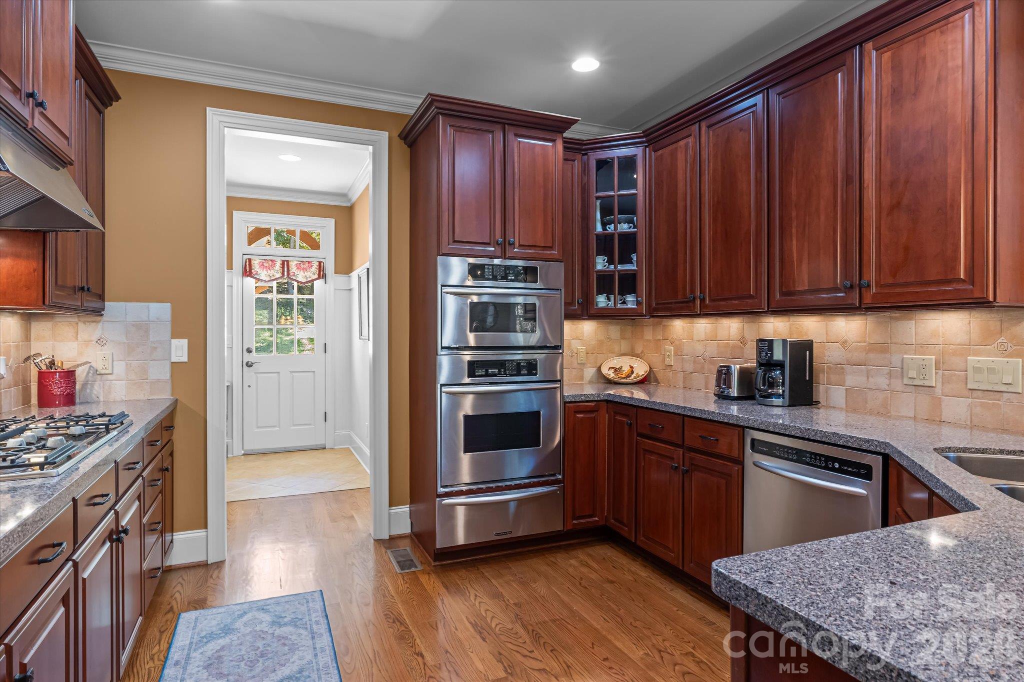 Single Family Residence at 1610 Rocky Cove Lane, Denton, photo 13 of 48