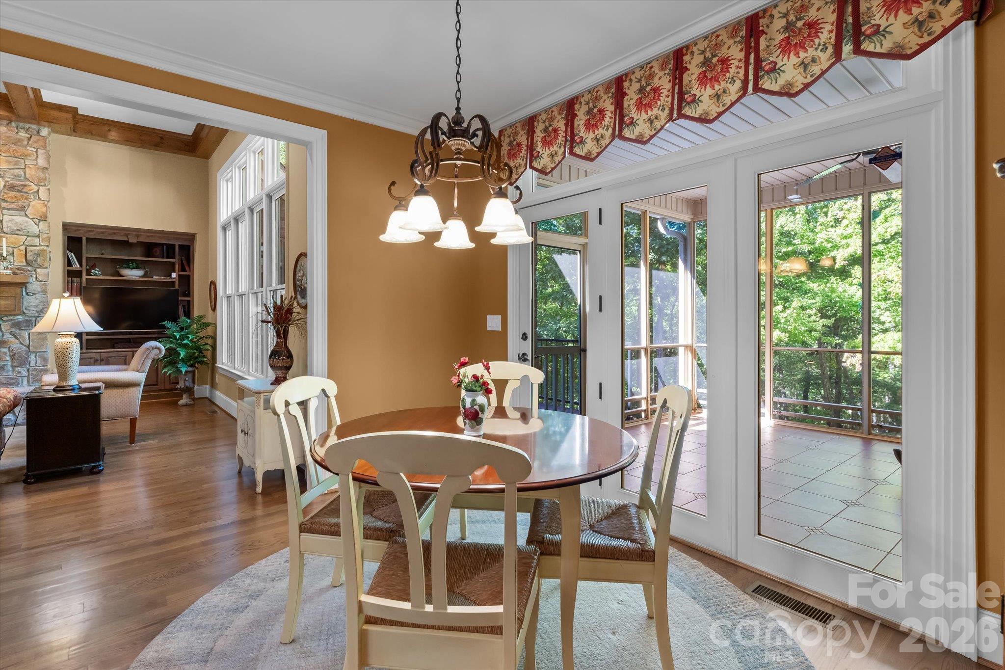 Single Family Residence at 1610 Rocky Cove Lane, Denton, photo 16 of 48