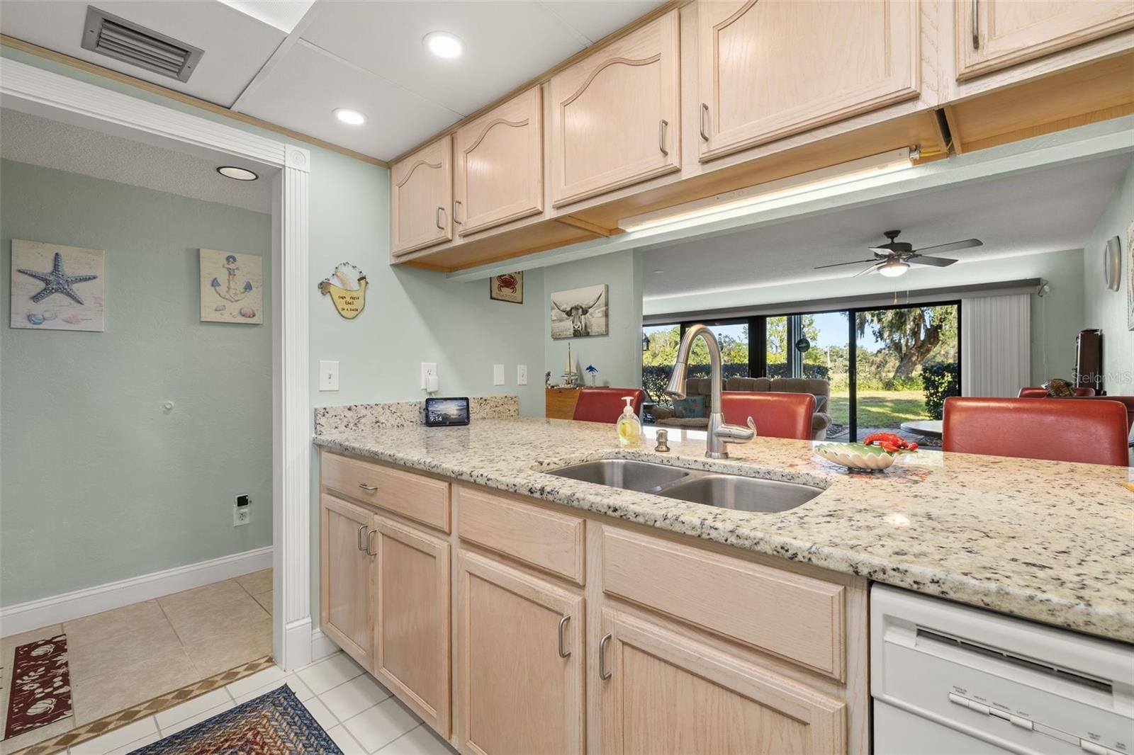 Condominium at 2011 CORNER LAKE DR, HAINES CITY, photo 5 of 64