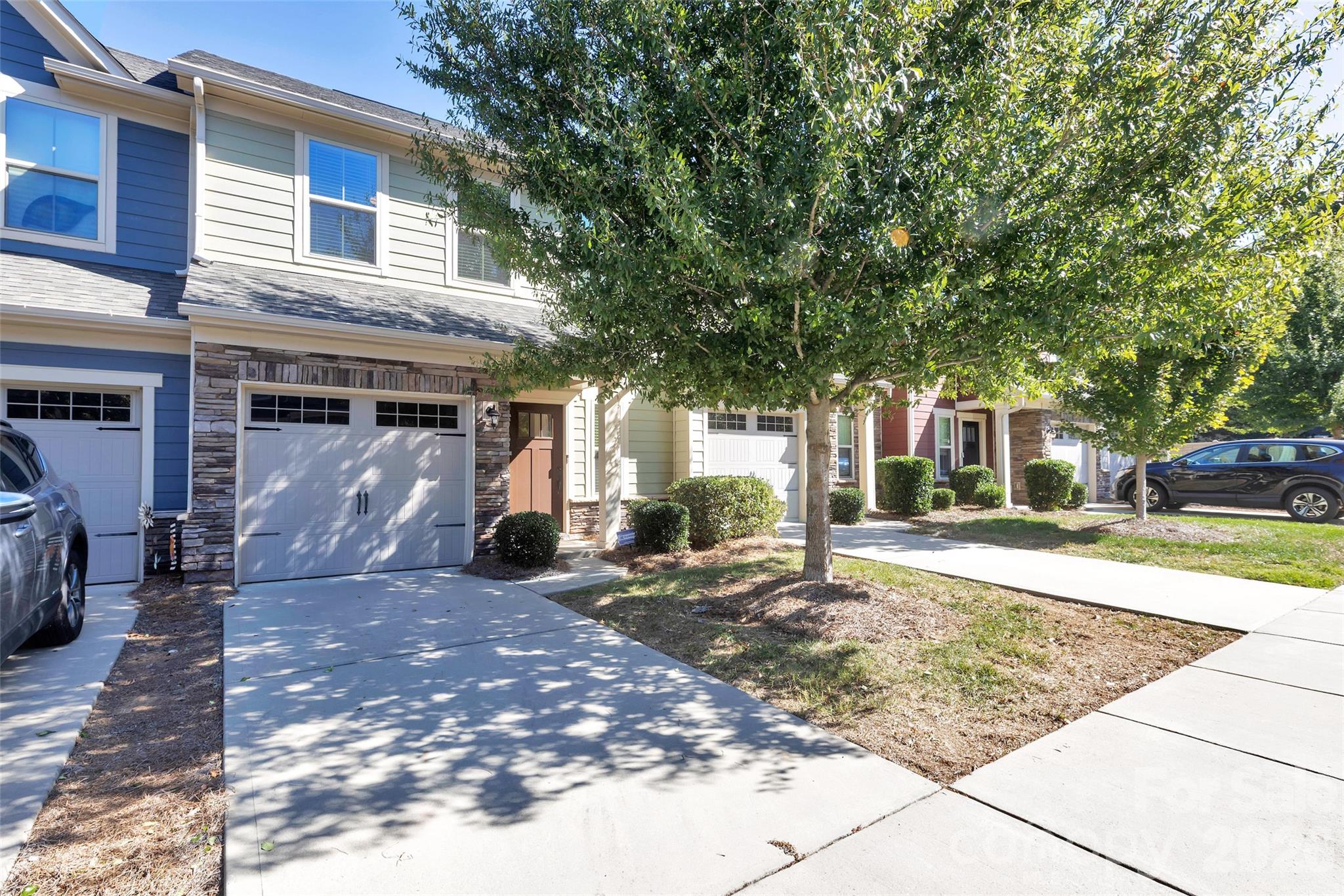315 Pond Place Lane