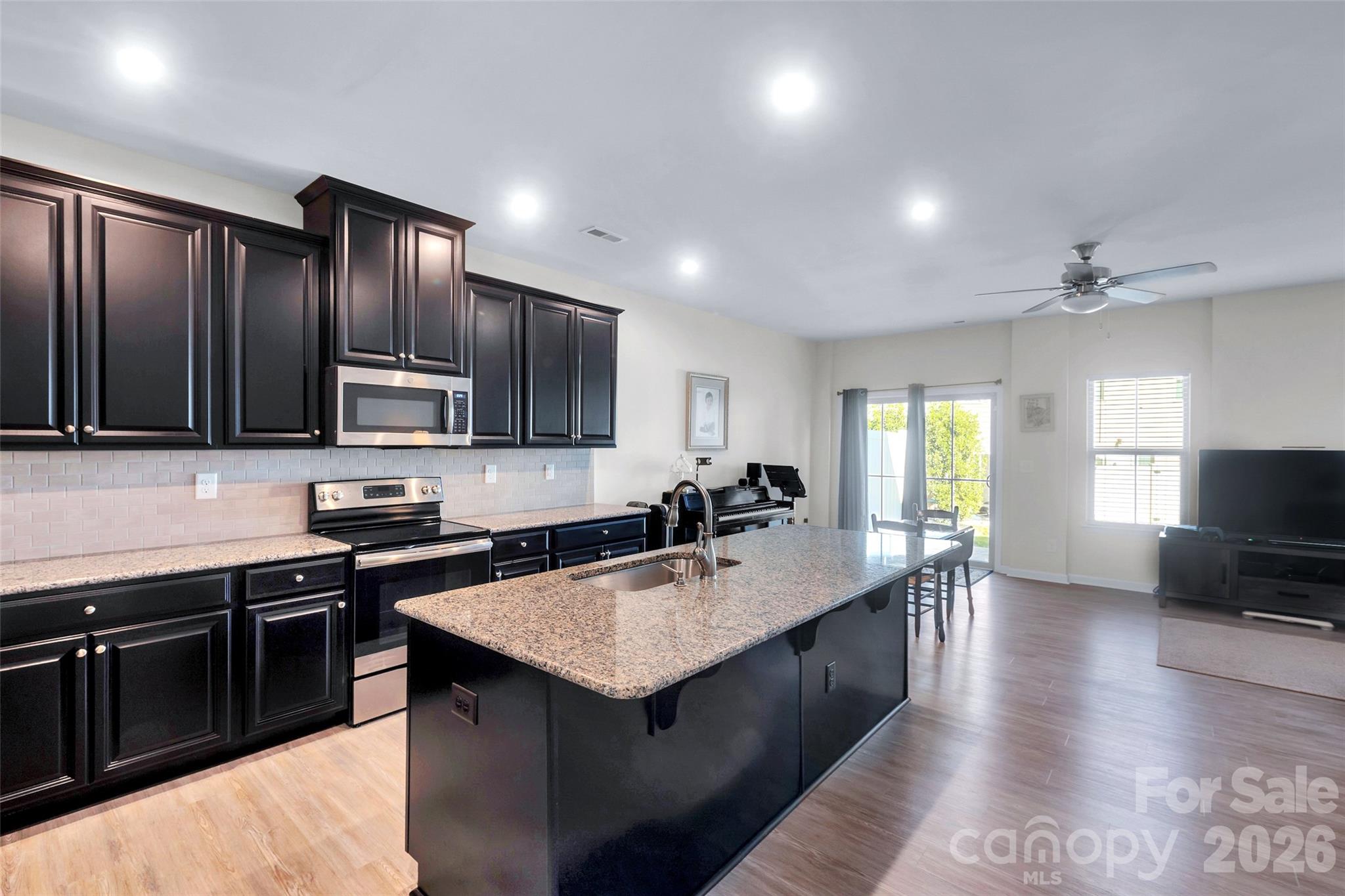 Kitchen large Island - 315 Pond Place Lane, Matthews