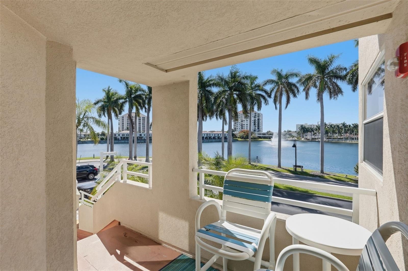 Condominium at 6100 BAHIA DEL MAR CIR #204, ST PETERSBURG, photo 5 of 41