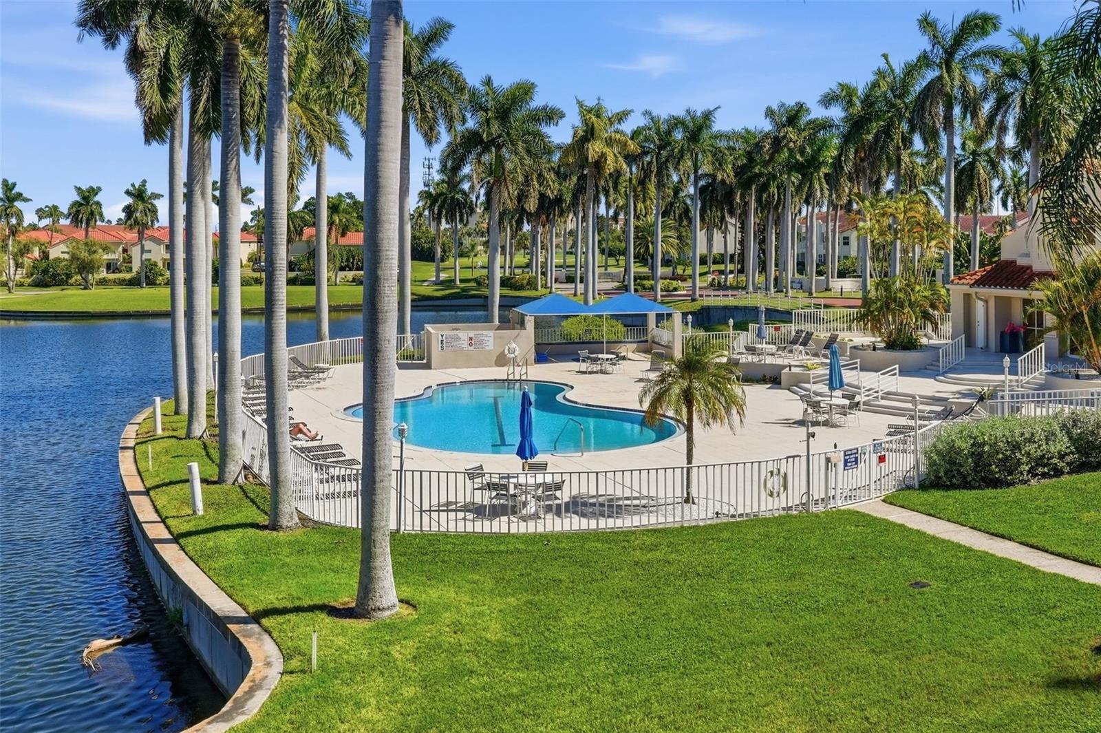Condominium at 6100 BAHIA DEL MAR CIR #204, ST PETERSBURG, photo 24 of 41