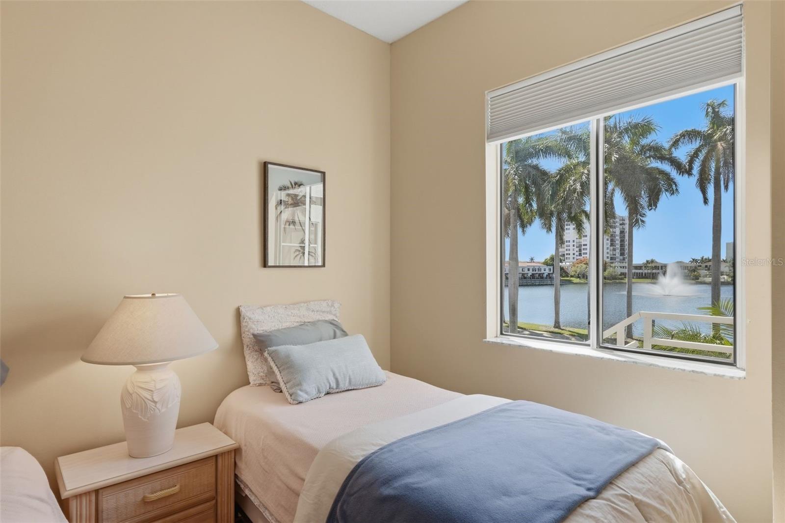 Condominium at 6100 BAHIA DEL MAR CIR #204, ST PETERSBURG, photo 31 of 41