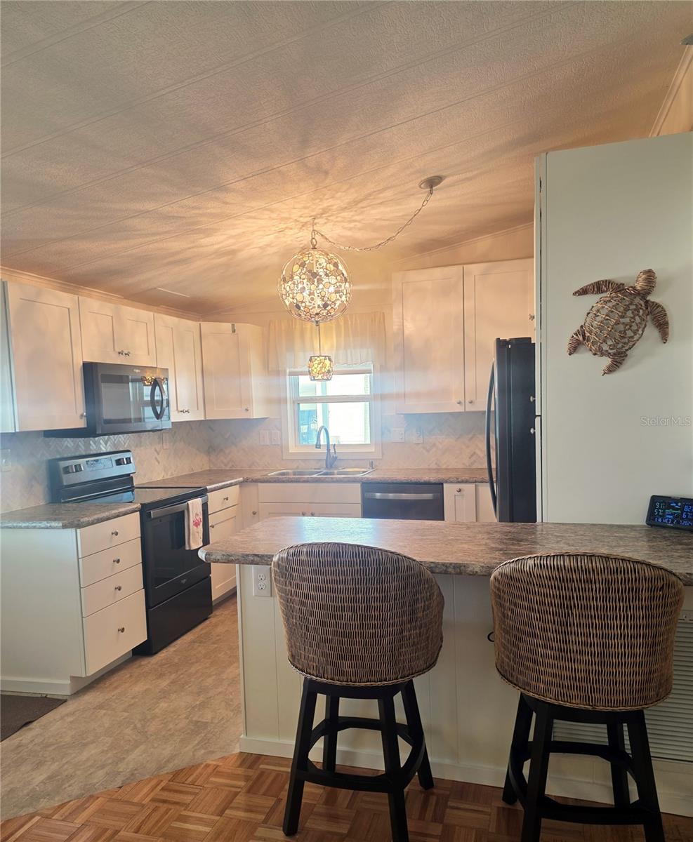 Manufactured Home at 5316 53RD AVE E #N9, BRADENTON, photo 5 of 25