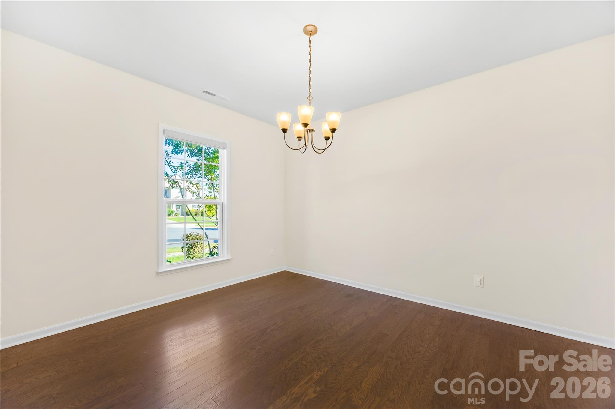 Single Family Residence at 1004 Dorsey Drive, Fort Mill, photo 9 of 49
