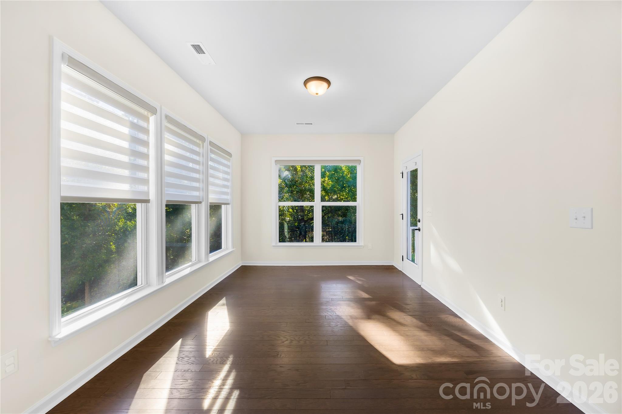 Single Family Residence at 1004 Dorsey Drive, Fort Mill, photo 14 of 49