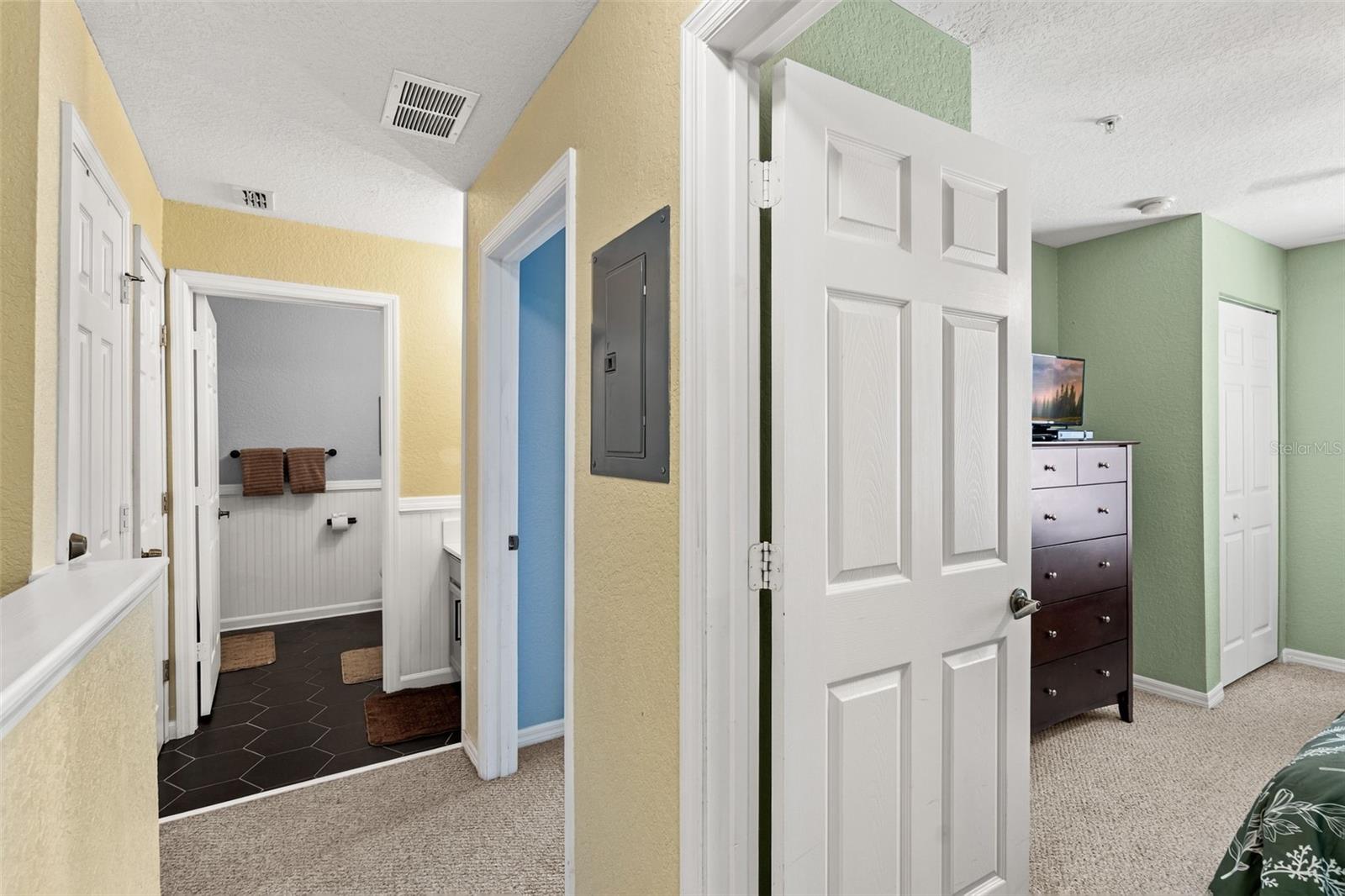 Second Floor Hallway. - 4600 YELLOWGOLD RD W #105, KISSIMMEE