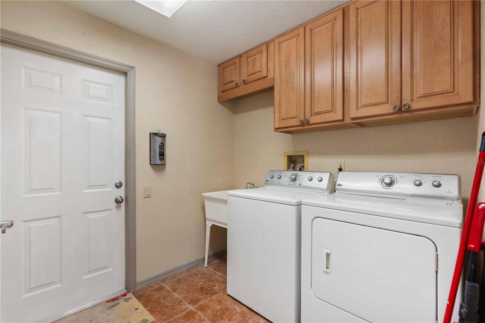 Single Family Residence at 8718 ASHBURY DR, HUDSON, photo 32 of 50