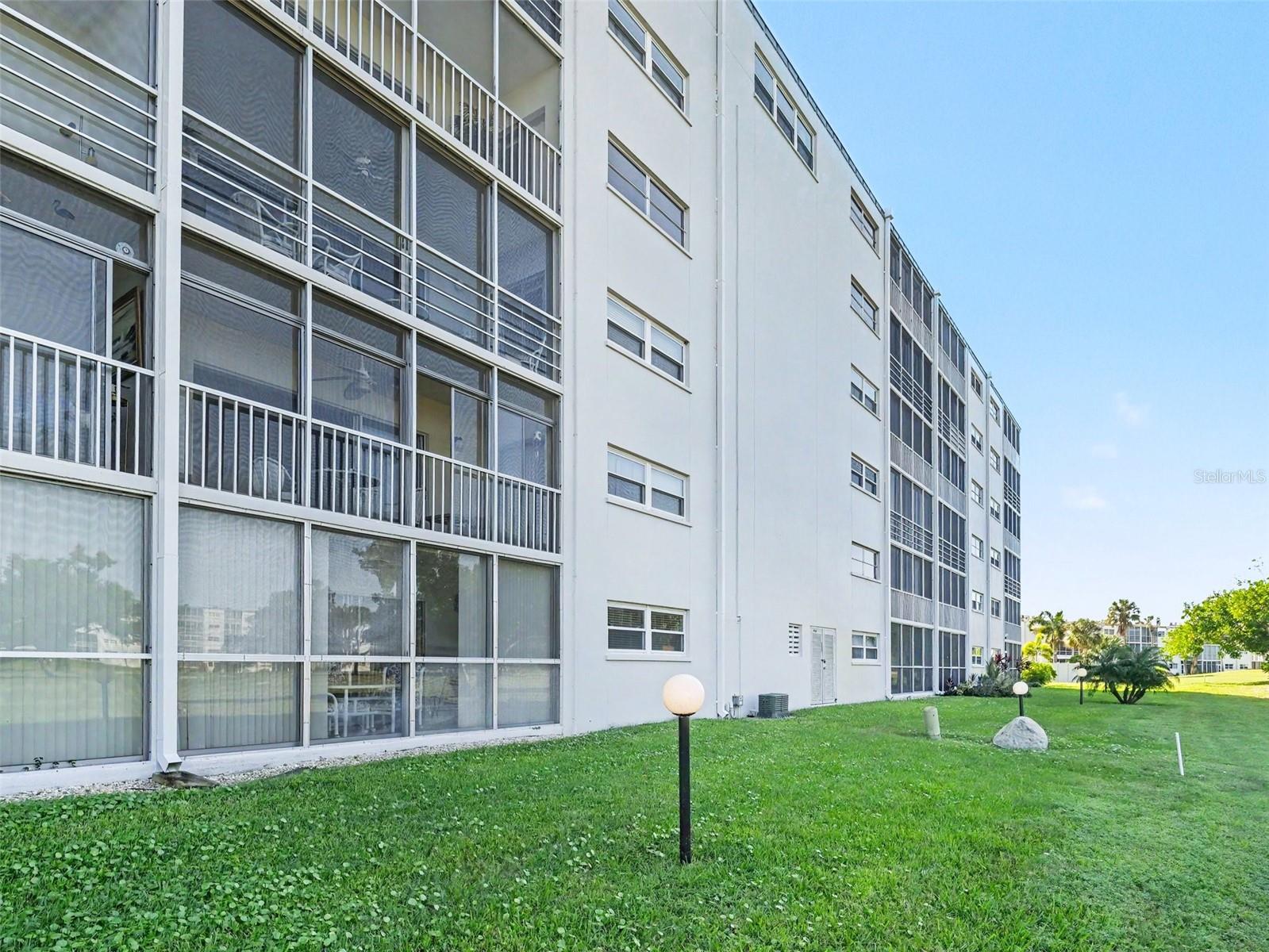 Condominium at 4240 IRONWOOD CIR #104A, BRADENTON, photo 29 of 32