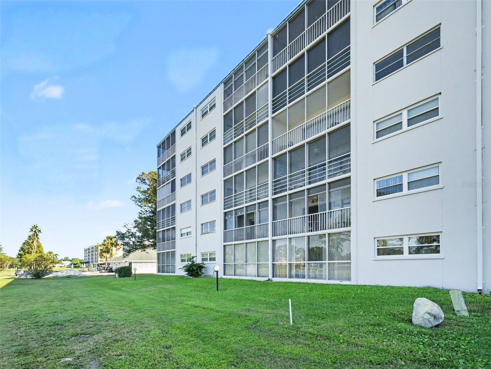 Condominium at 4240 IRONWOOD CIR #104A, BRADENTON, photo 31 of 32