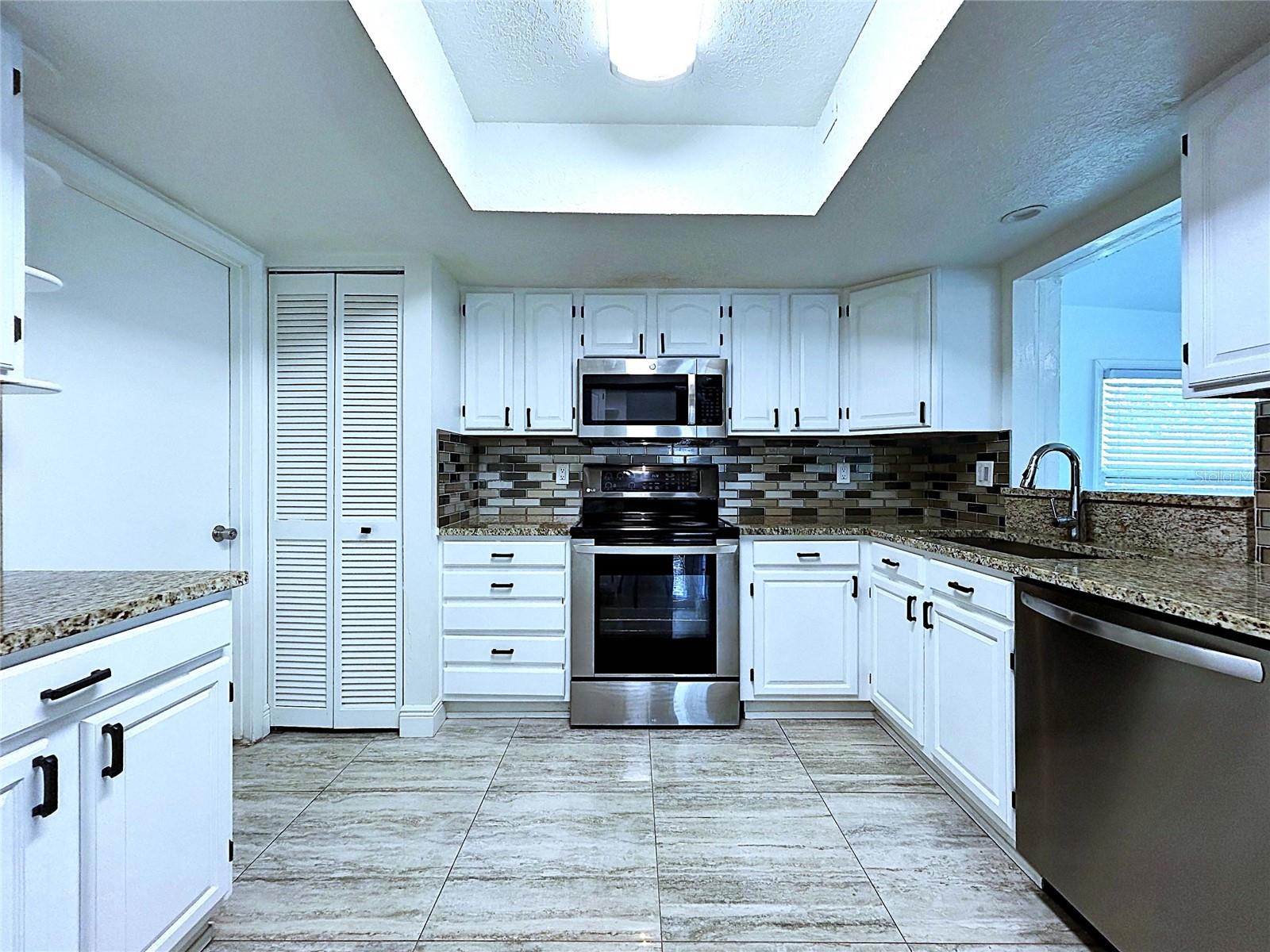 Single Family Residence at 3202 PINE SHADOW DR, LAND O LAKES, photo 18 of 57