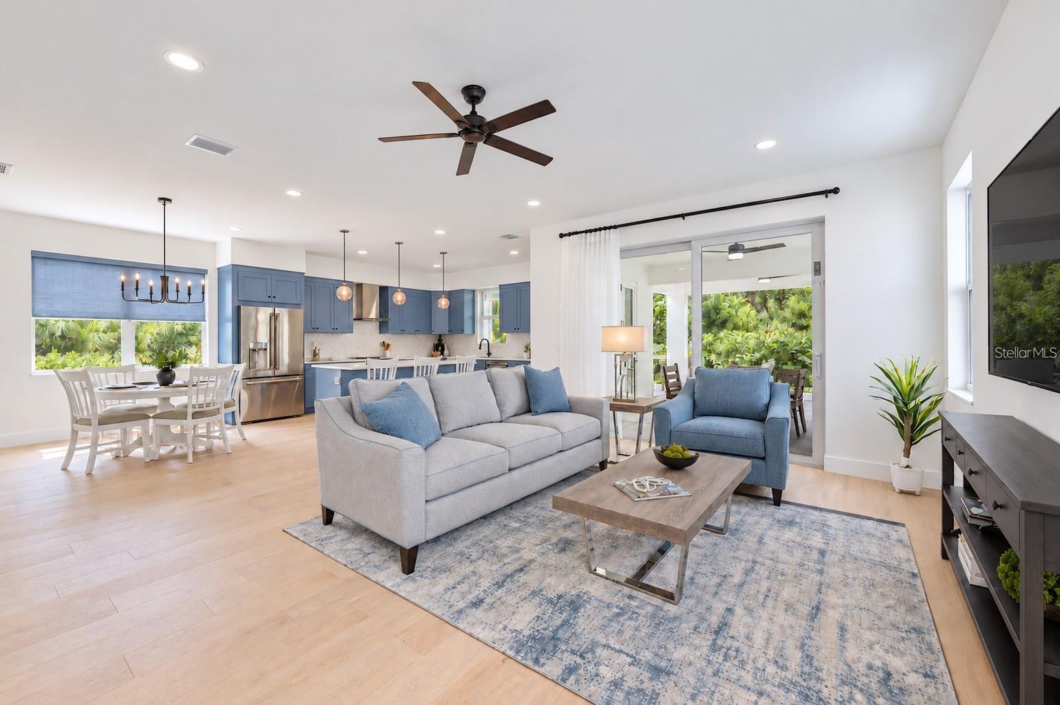 Single Family Residence at 1647 SIESTA DR, SARASOTA, photo 3 of 42