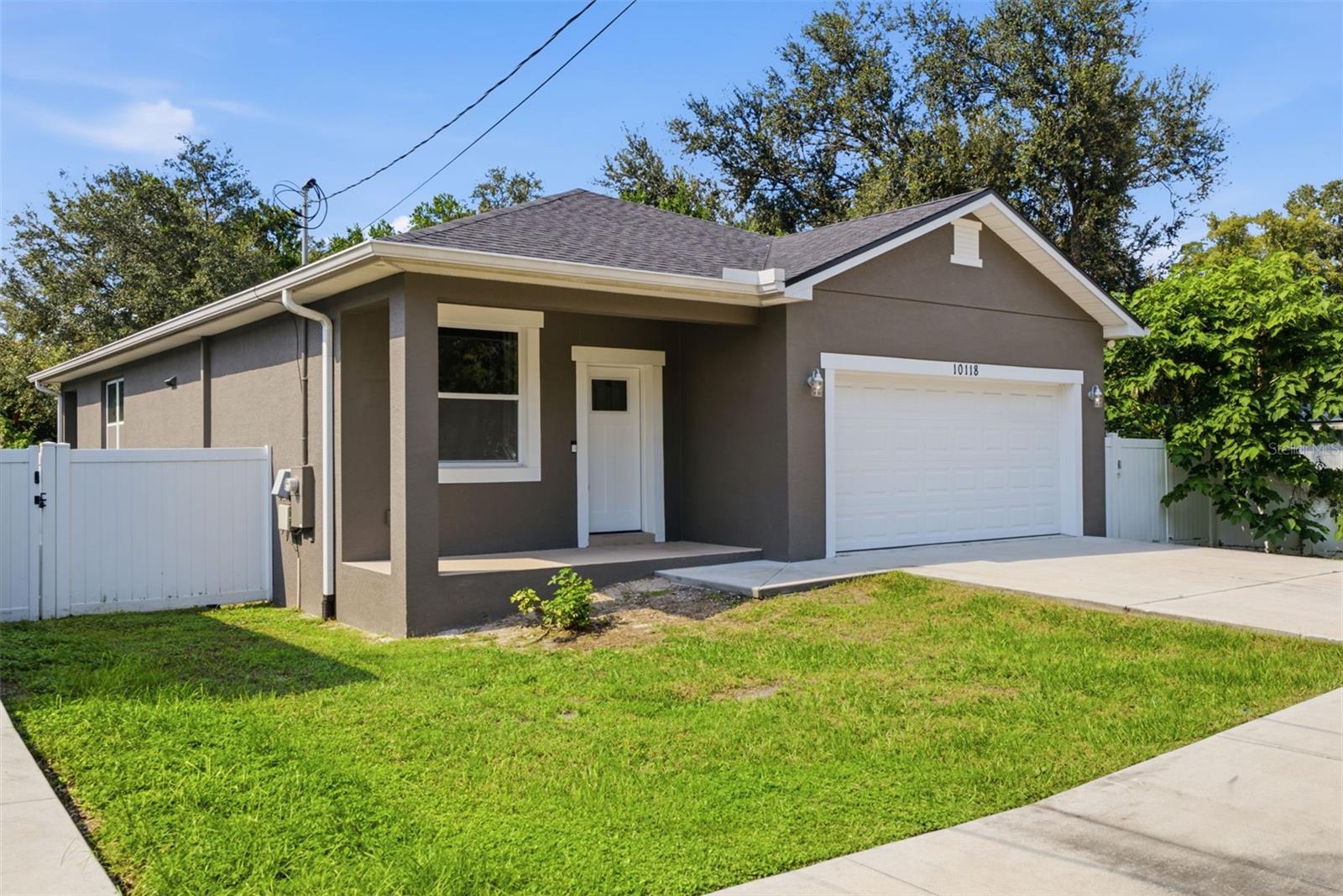 Single Family Residence at 10118 N BROOKS ST, TAMPA, photo 3 of 50