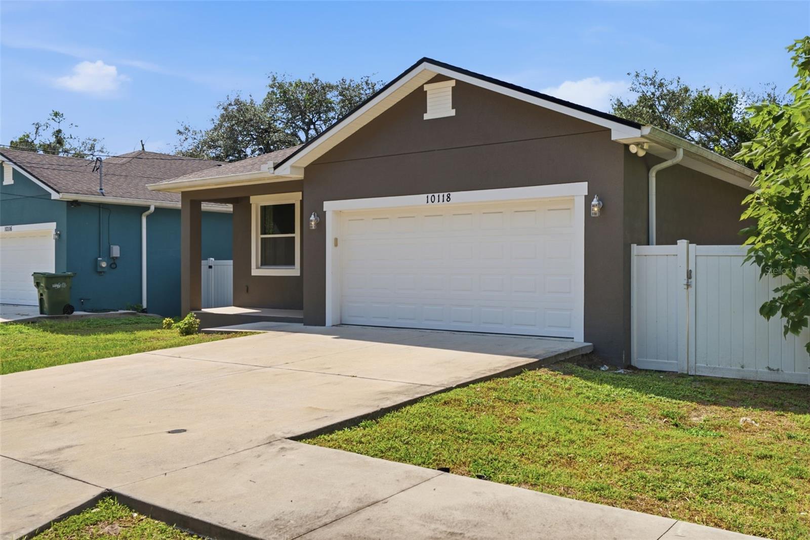 Single Family Residence at 10118 N BROOKS ST, TAMPA, photo 5 of 50