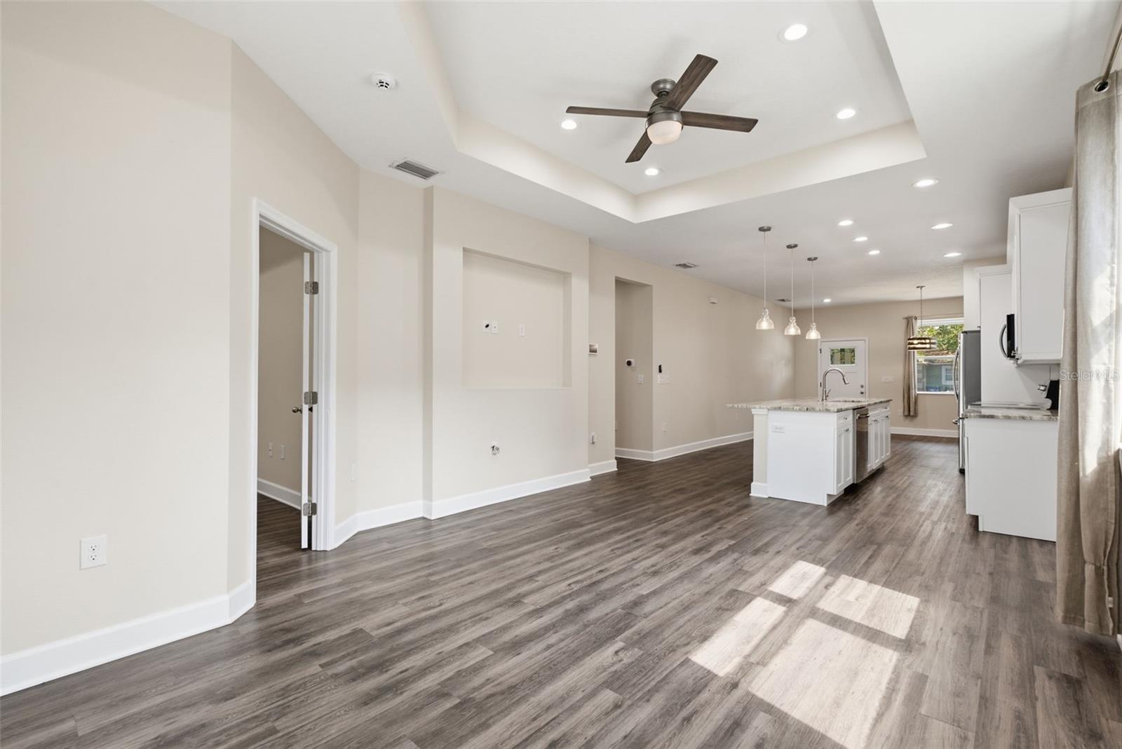 Single Family Residence at 10118 N BROOKS ST, TAMPA, photo 10 of 50