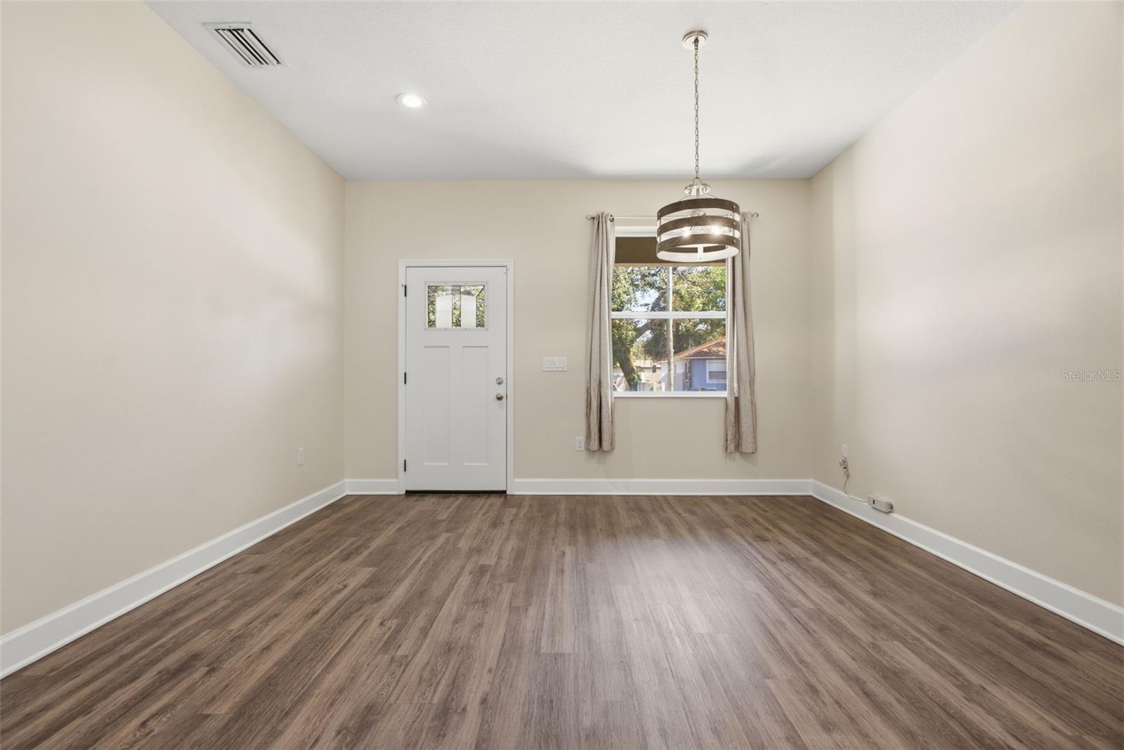 Single Family Residence at 10118 N BROOKS ST, TAMPA, photo 32 of 50