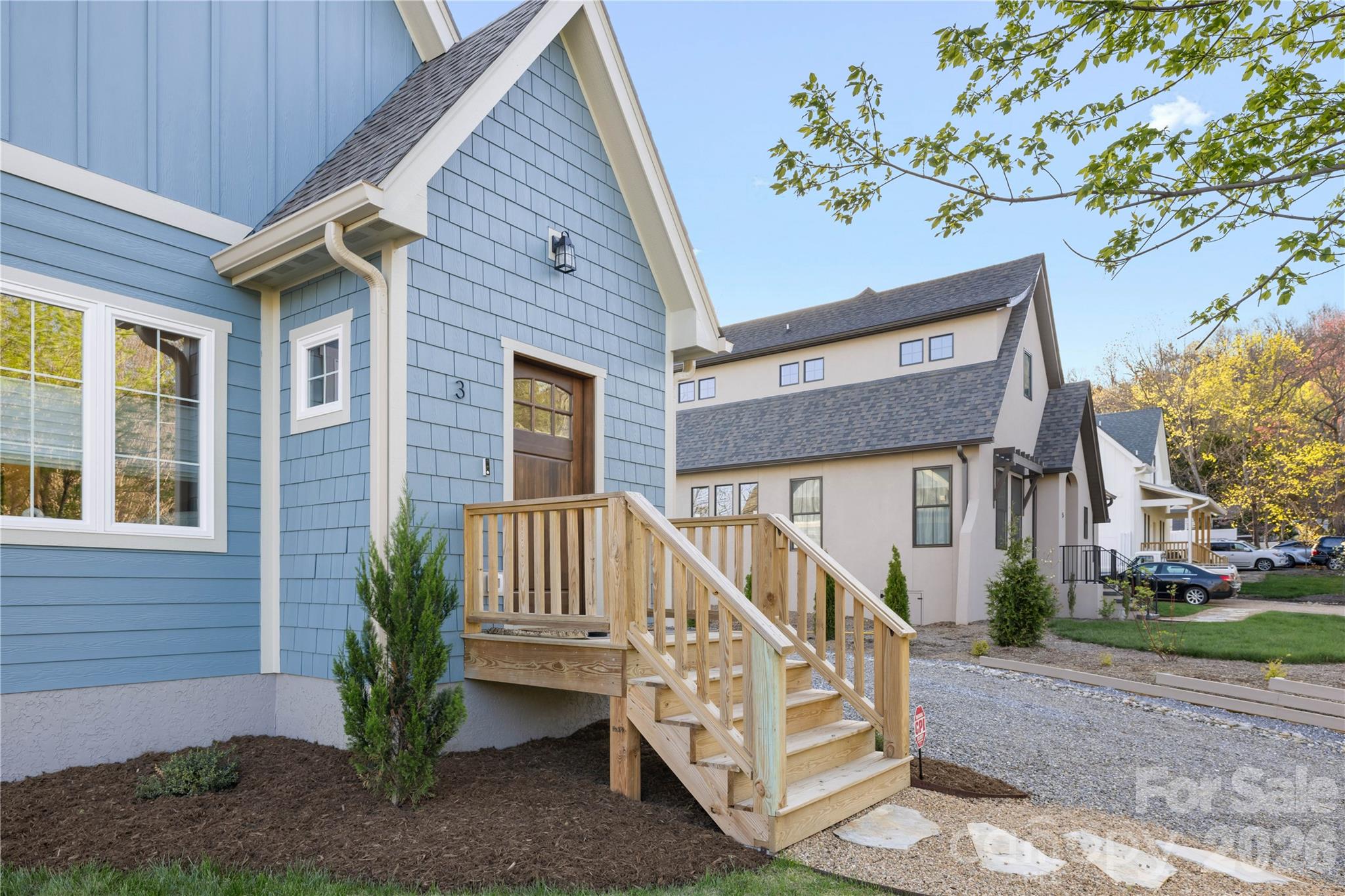 Single Family Residence at 3 Mountain View Avenue, Black Mountain, photo 4 of 31
