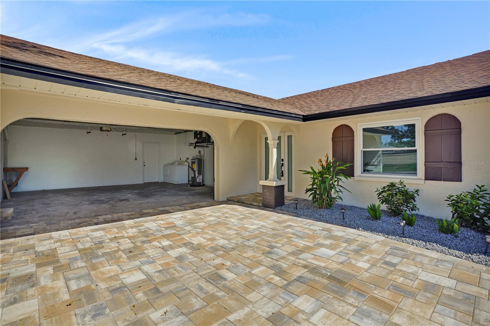 Paver Driveway and covered walk walk - 915 60TH ST W, BRADENTON