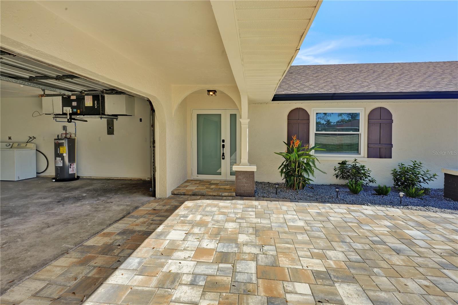 Paver Driveway and covered walk walk - 915 60TH ST W, BRADENTON