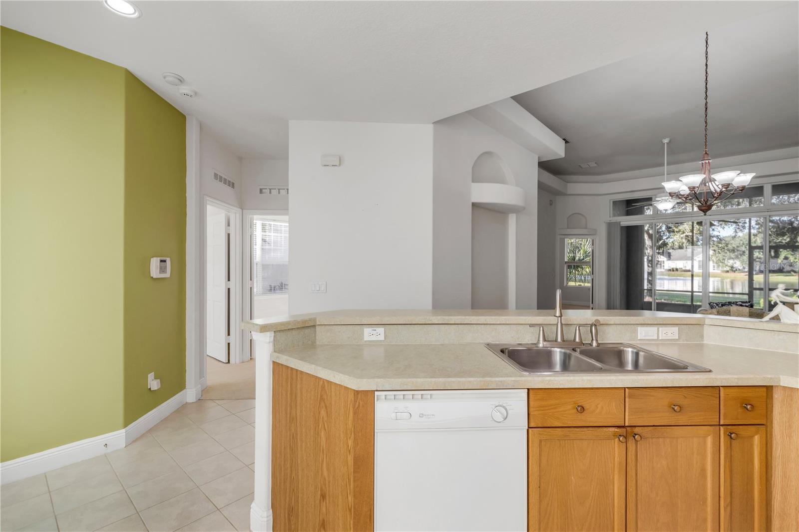 Townhouse at 116 BAUER CIR, DAYTONA BEACH, photo 6 of 42