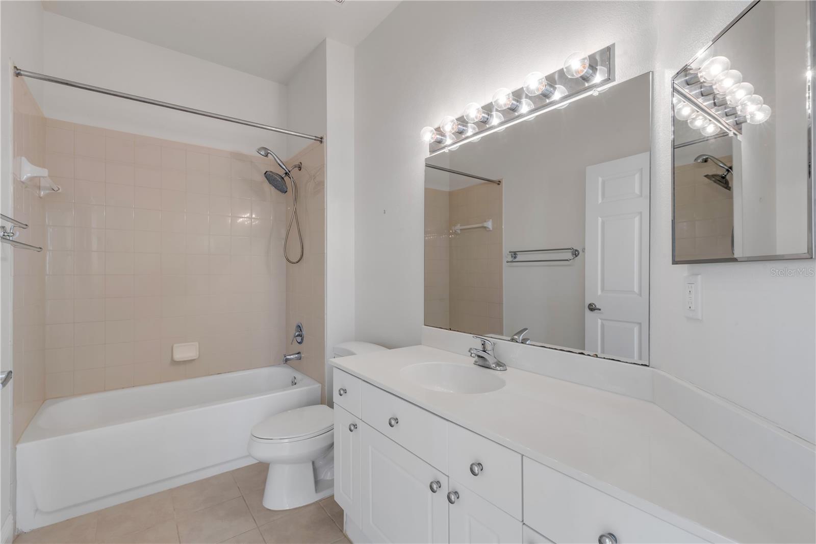 Townhouse at 116 BAUER CIR, DAYTONA BEACH, photo 14 of 42