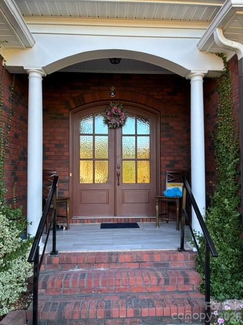 Front Porch - 3120 Poole Road, Salisbury