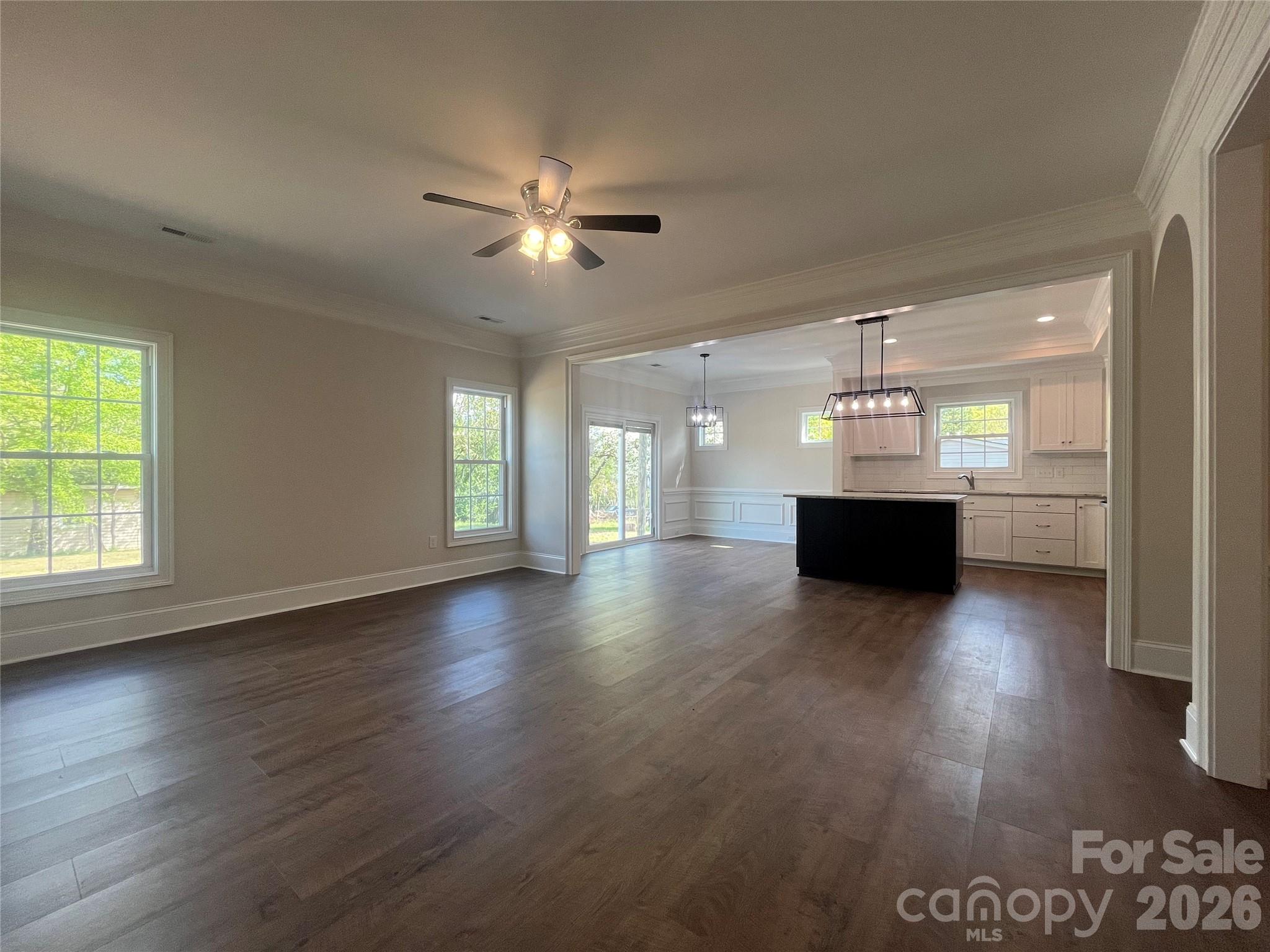 Great Room, Kitchen, Dining, Niche - 403 E 21st Street, Kannapolis
