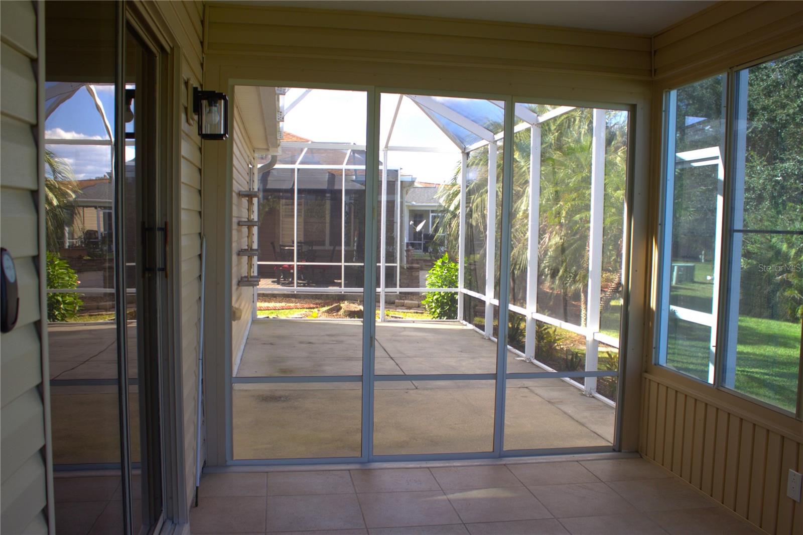 Single Family Residence at 1657 LATTA CT, THE VILLAGES, photo 7 of 23