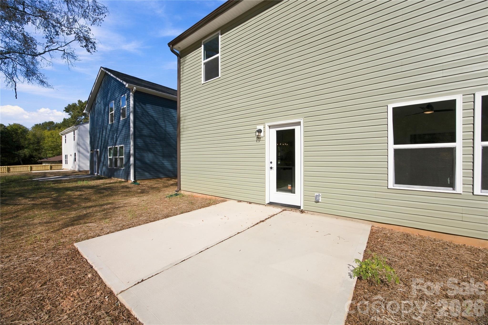 Single Family Residence at 2207 W Seventh Avenue, Gastonia, photo 24 of 38